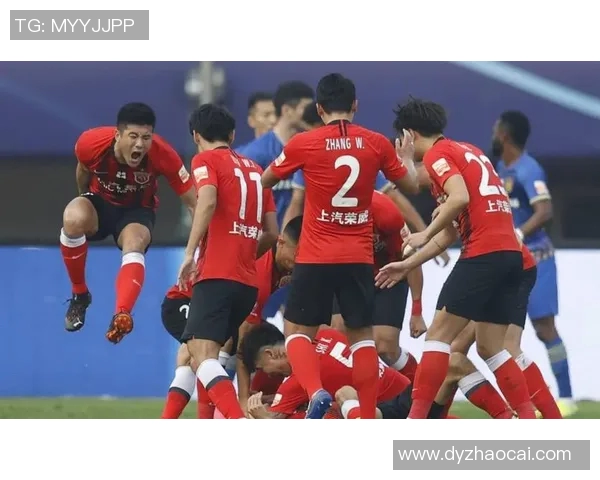 赛后分析:上海足球队与深圳足球队技术对决的深度剖析与启示 赛后分析:上海足球队与深圳足球队技术对决的深度剖析与启示