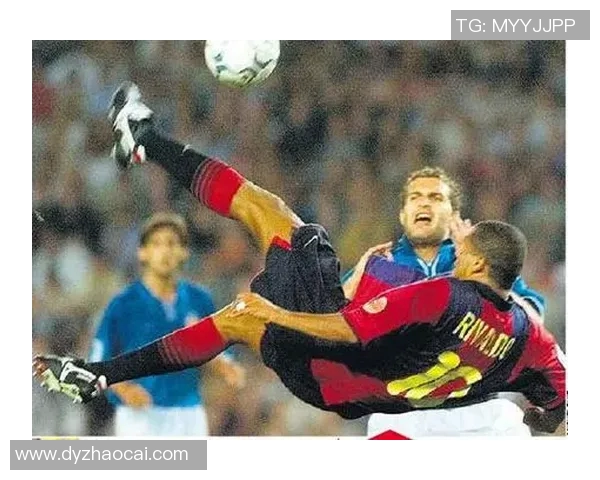 足球明星空翻技巧大揭秘看他们如何在赛场上惊艳全场 足球明星空翻技巧大揭秘看他们如何在赛场上惊艳全场