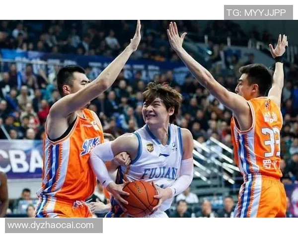 上海篮球队强势领跑最新实力榜单前十名球队分析与展望